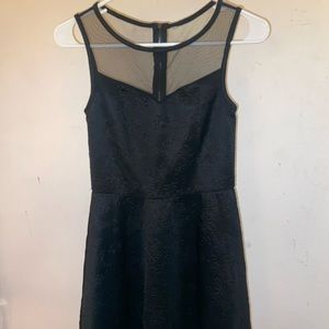 Black dress, lace and flower design!